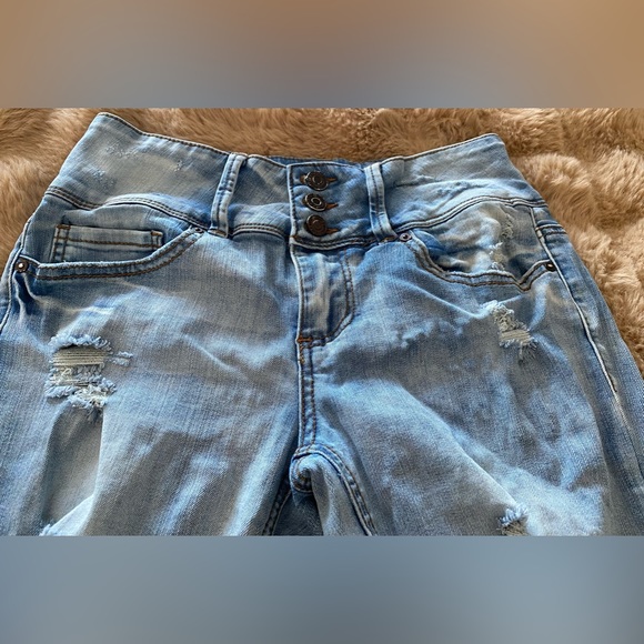 Indigo Rein size 7 ankle distressed women’s jeans - Picture 4 of 6